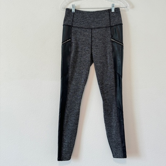 Athleta Herringbone Luxe Metro Drifter Black Herringbone Leggings Size Small - Picture 3 of 15